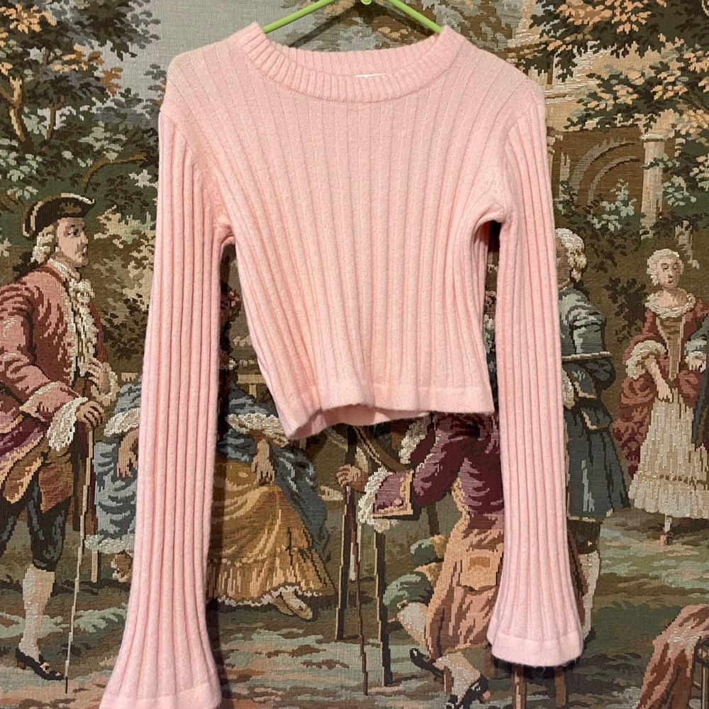 Gianni Bini Light Pink cropped Ribbed Sweater